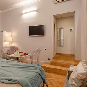 Accanto Al Centro B&B
